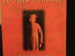 Folhas caídas de Adeline Yen Mah