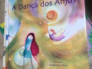 A Dança dos Anjos de Maria de Lourdes Tavares Soares
