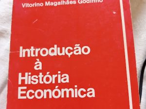 introduçao a historia economica vitorino magalhaes godinho