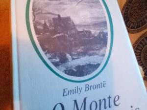 O Monte dos Vendavais de Emily Brontë