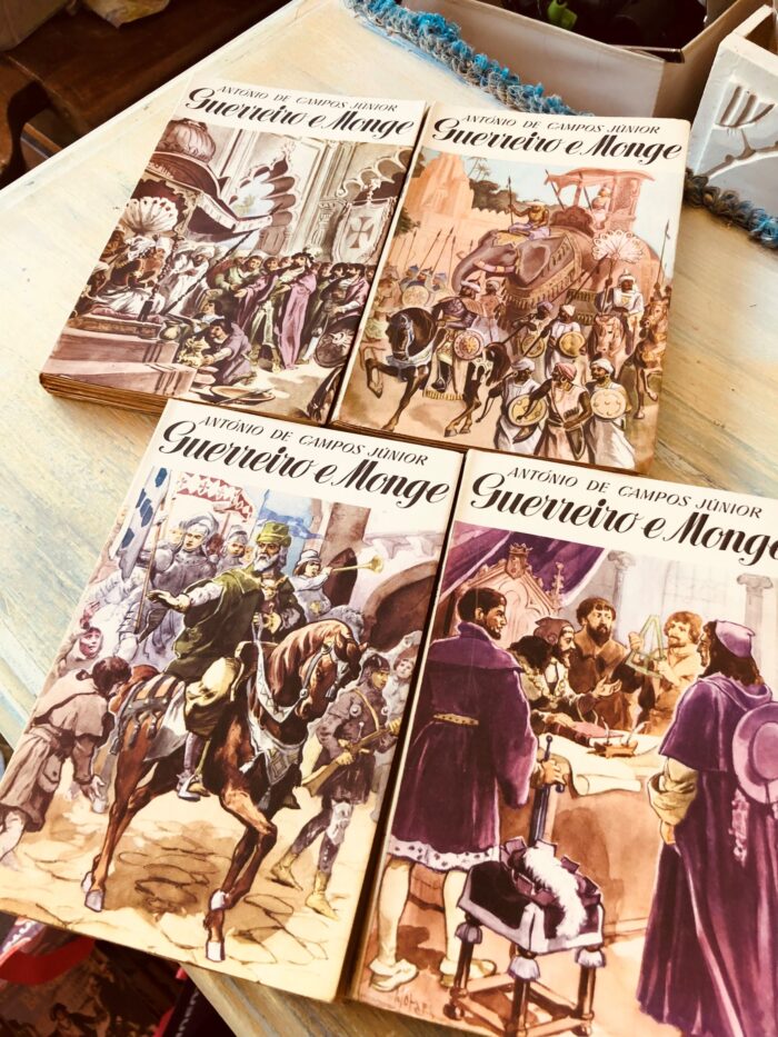 Guerreiro e Monge by António de Campos Júnior, 4 volumes