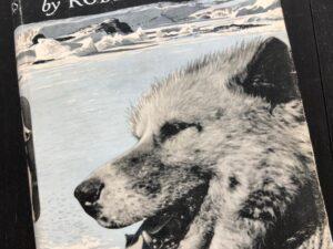 Dovers, Robert. HUSKIES.