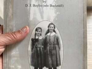 GROWING UP ENGLISH Memories of Portugal 1907-1930 by D. J. Baylis (née Bucknall) The British Historical Society of Portugal