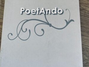 PoetAndo", uma obra de poesia da autora Fátima Pinto Ferreira, publicada em 2016 pela editora Rés da Palavra.
